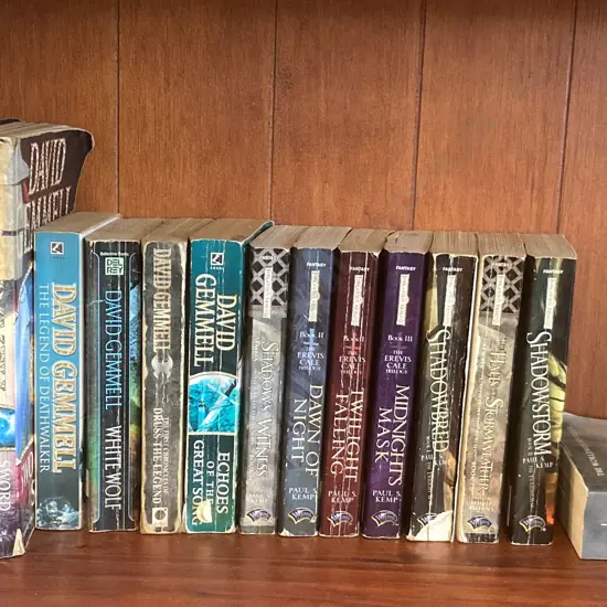 Lot of Books, David Gemmell, Paul Kemp, George R.R. Martin