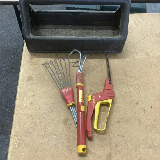 Wolf Garten Garden Tools In Plastic Caddy