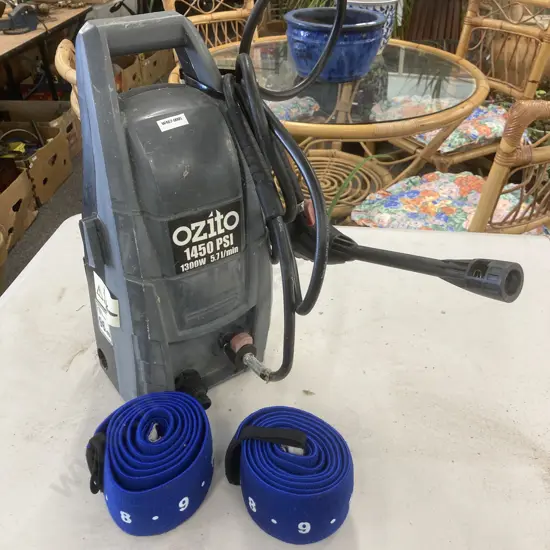 Ozito Waterblaster, 450Psi, & Pair of Blue BFR Bands