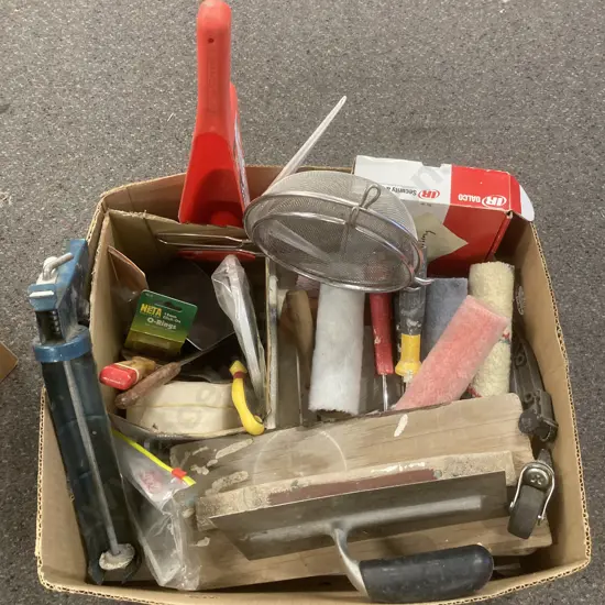 Box Lot Trowels, Painting Items, Hardware Etc