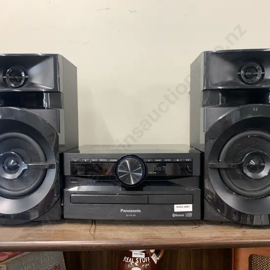 Panasonic CD Stereo System Model Sa-UX 100 (No Remote)