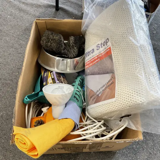 Freedom Cushion, Rug Underlay, Desk lamp, Foot Pump, Extension Cords Etc