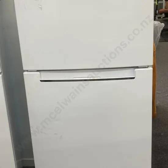 Haier 221 Litre Fridge Freezer, Model HRF220TW