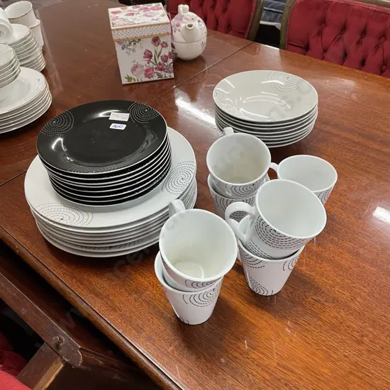 Table Fair Dinner Set, 31 Piece