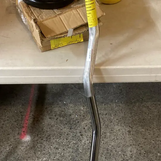 Weightlifting Curl Bar, 5 x 2.5Kg Weights, 8Kg Yellow Kettlebell