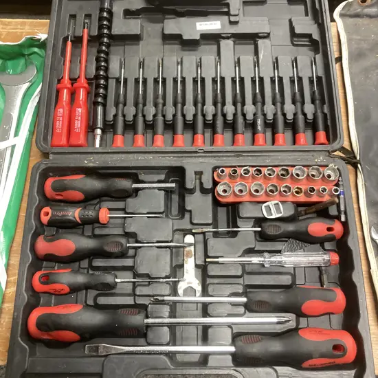 Screwdrivers & Sockets In Plastic Carry Case