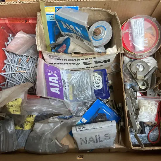 Box Lot Nails, Staples, Hardware, Ados Builders Fill Etc
