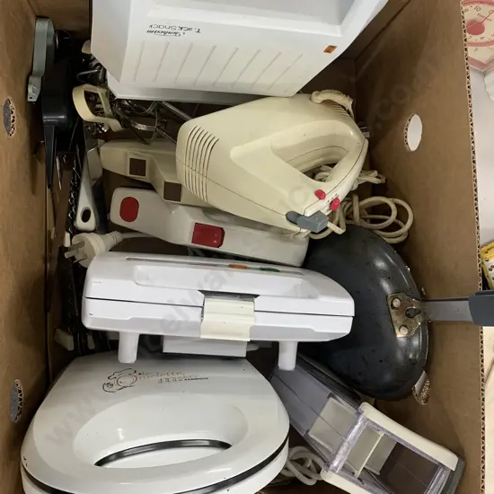 Box Lot Assortment of Kitchen Appliances, Beater. Electric Knives Etc