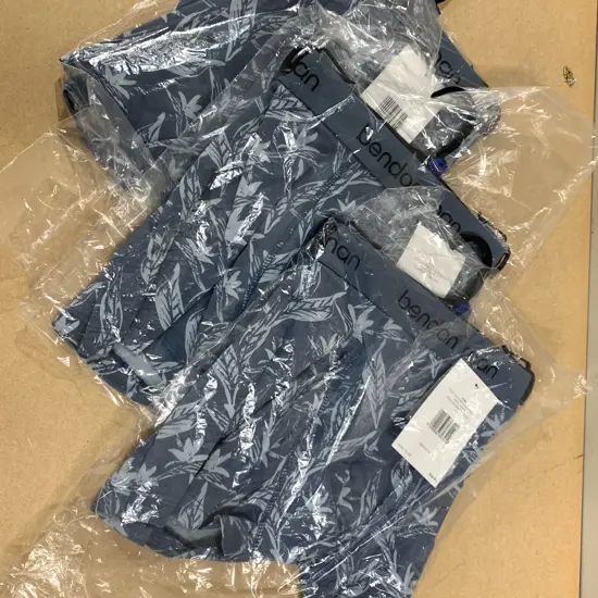 New Bendon Man Foilage Print Mens Trunks x 3, Size M