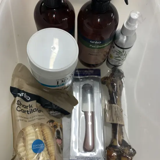 Clear Bin Anko Pet Deodoriser, Bug Spray, Stripping Cuchilla Knife, Shark Cartilage Etc