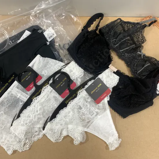 Assortment Of New Ladies Bendon Bras x2 Size 12C & 8F With Briefs Ranging From XS To L      