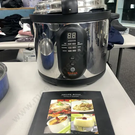 Tefal Minut'cook Electric Pressure Cooker With Instructions & Recipe Book