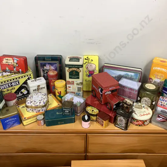 Assortment Of Vintage Tins