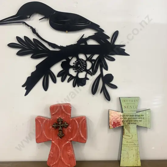 Assortment of Wall Plaques Includes Crosses & Native Bird