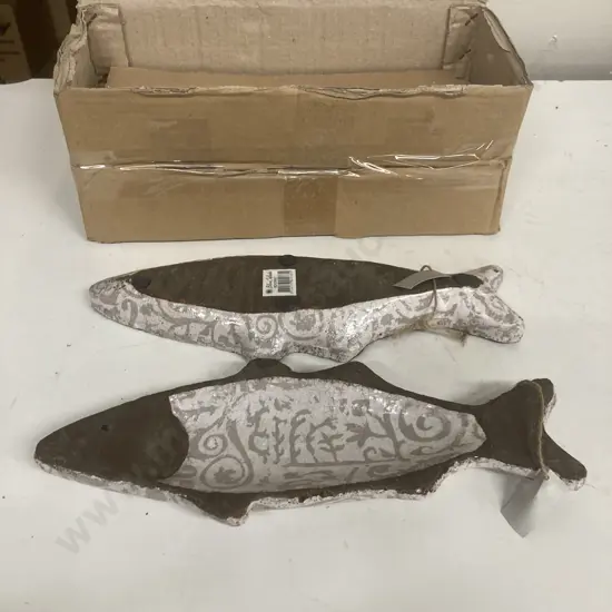 Set of Four New Bleu Calade Fish Dishes, 33cm