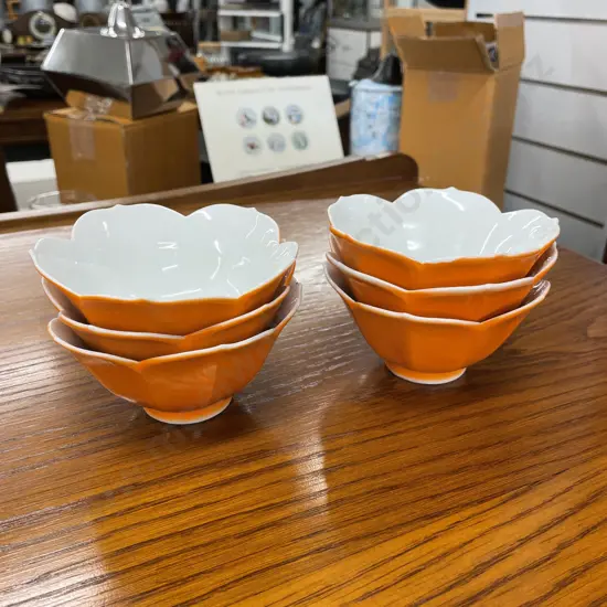 Set of 6 Japanese Retro Orange scalloped edged dishes