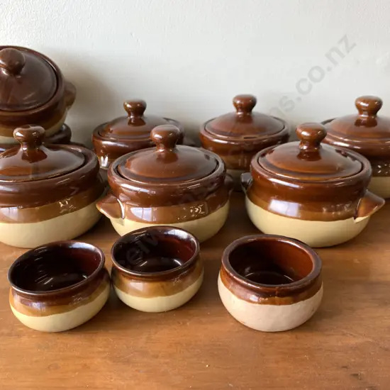 Set of 7 Lidded Casserole Dishes, 1 Dish & 3 Small Dishes