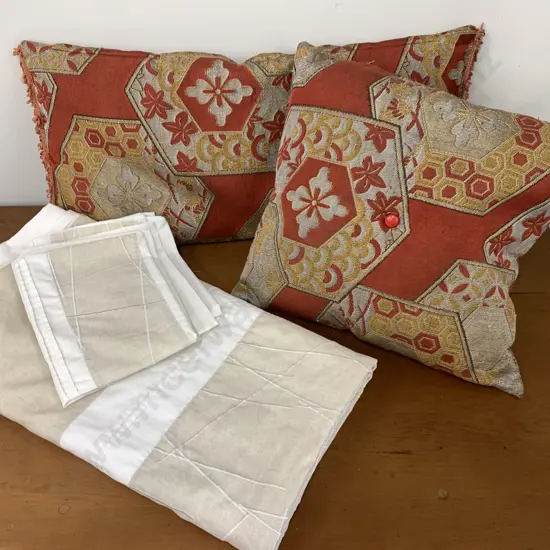 Duvet Cover, Pillow Cases & Cushions x 2