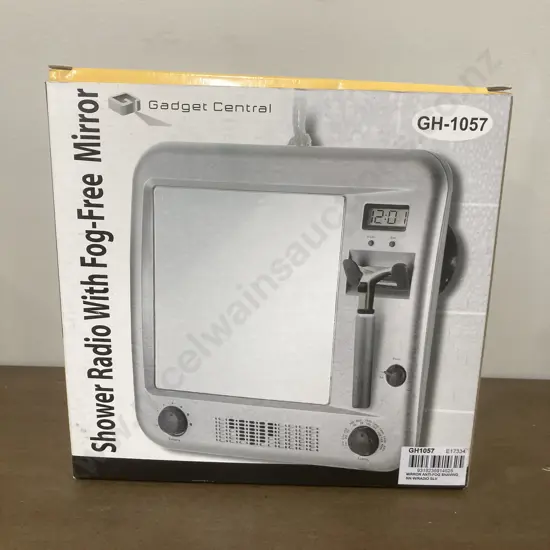 Gadget Central Shower Radio With Fog-Free Mirror, GH-10567, New In Box
