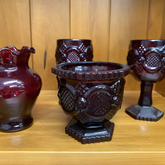 Assortment of Avon Ware & Cranberry Colour Fluted Vase