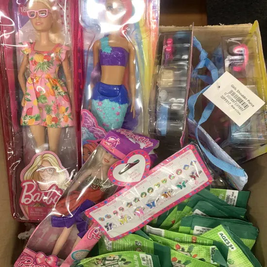 Assorted Barbie Toys, Girls Shoulder Purse, Childrens Toys Etc