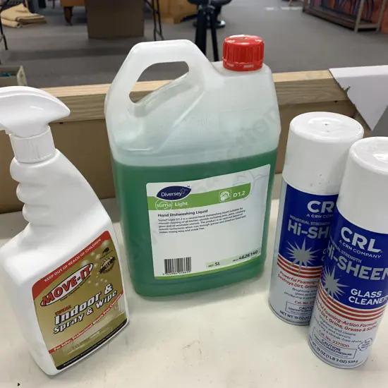 Hi-Sheen Glass Cleaner x 2, Total Move-It Indoor Spray & Wipe, 5L Diversey Suma Light Hand Dishwashing Liquid