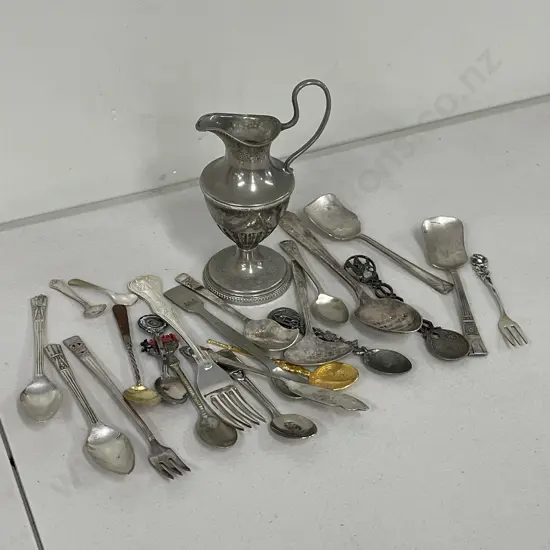 Assortment of Vintage Silverware Cutlery etc