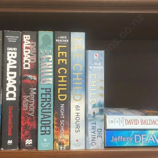 Lot of Books by David Baldacci, Lee Child & Jeffery Deaver