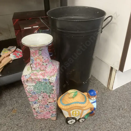 Pink Floral Vase 36 x 11cm & Tall Black Double Handled Vase, 41 x 28cm & Kitsch Cookie Jar