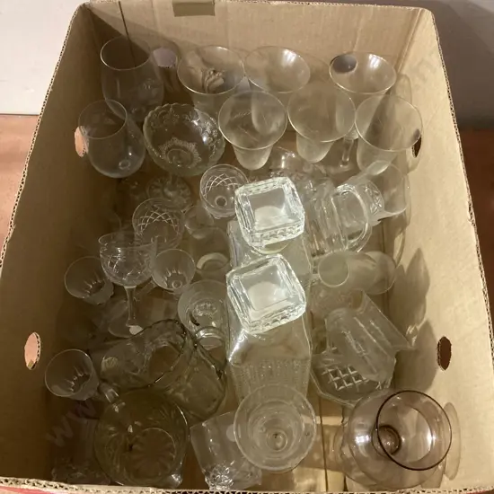 Box Lot Glasses, Decanters, Dishes Etc