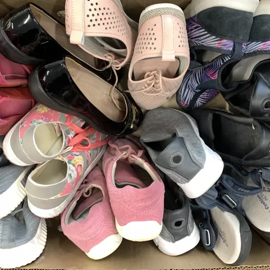 Assorted Ladies Shoes Sizes 8 - 9