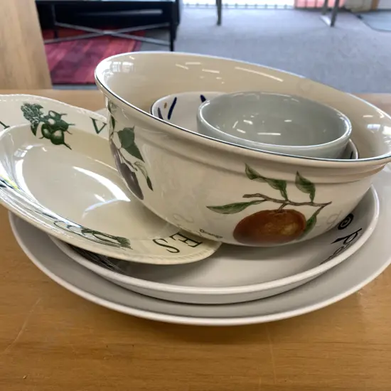 Selection of Bowls, Woods & Sons, Table Fare Etc (sold with 41)