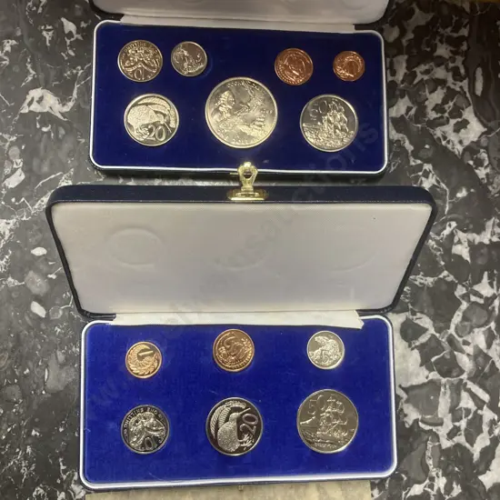 NZ 1968 Proof Set & 1969 Cook Commemorative Coin Issue Proof Sets In Cases Of Issue