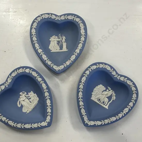 Vintage Wedgwood Blue Jasperware Heart Shaped Pin / Trinket Dishes