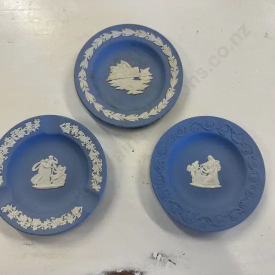 Vintage Wedgwood Three Pieces Of Classic Blue & White  Dishes