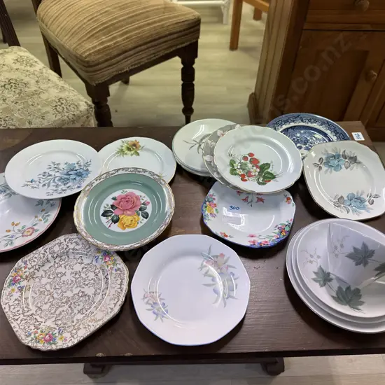 Selection Of China Items With a Trio