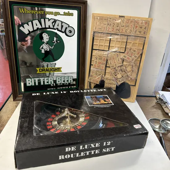 De Luxe 12 Inch Roulette Set, Waikato Draught Beer Picture Mirror & Sudoku Game