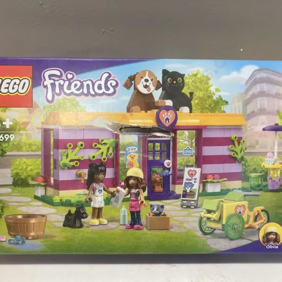 LEGO Friends Pet Adoption Cafe 41699