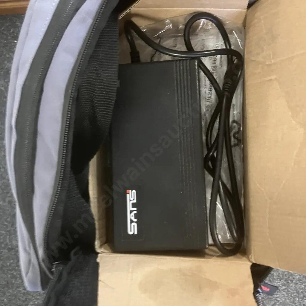 Magnum Metro+ 48V 700c Electric Bike With Charger, Blackburn Tray Bag, Size 55-58cm Helmet Etc Image 1++