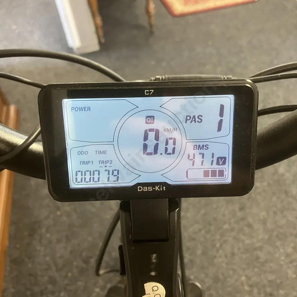 Magnum Metro+ 48V 700c Electric Bike With Charger, Blackburn Tray Bag, Size 55-58cm Helmet Etc Image 1++