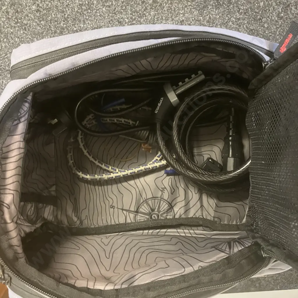 Magnum Metro+ 48V 700c Electric Bike With Charger, Blackburn Tray Bag, Size 55-58cm Helmet Etc Image 1++