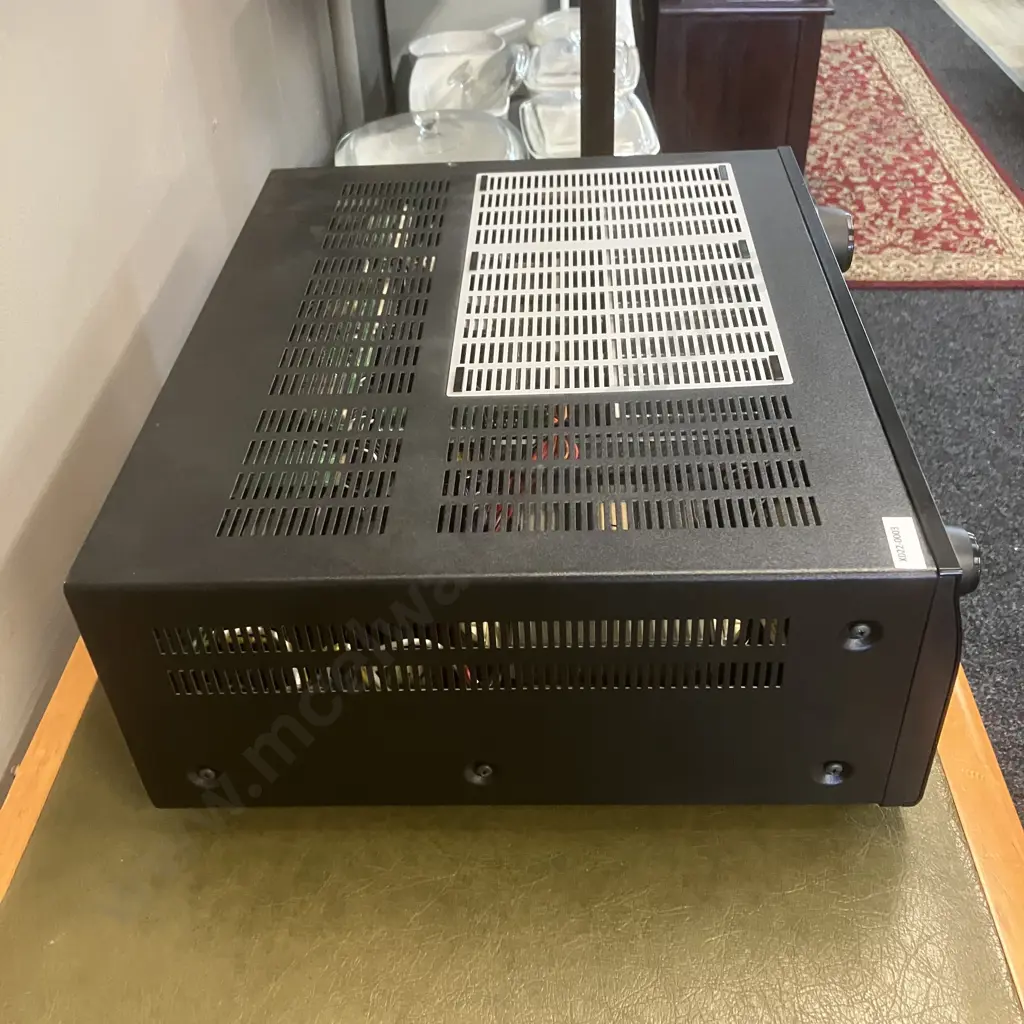 Denon AV Surround Reciever AVR-3808 (No Remote Control Or Power Lead) Image 1++