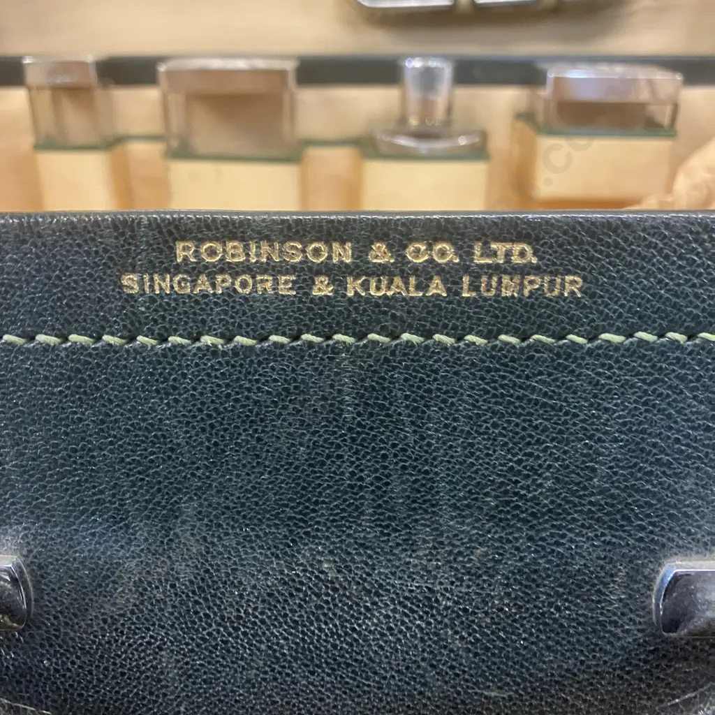 1930's Ladies Fitted Travelling Vanity Case, Sterling Silver Tops & Brushes All Hallmarked Aidie Brothers Ltd Birmingham Image 1++