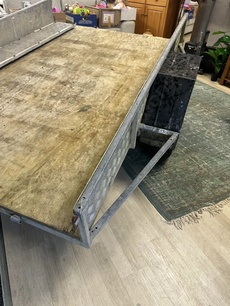 6 x 4 Trailer,  As-Is Where-Is Image 1++