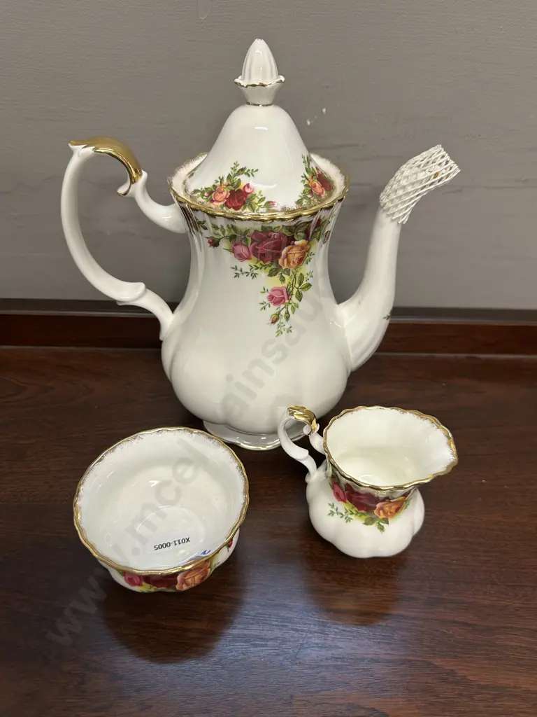 Royal Albert Old Country Roses: Coffee Pot, Milk Jug and Sugar Bowl - Made In England Image 1++