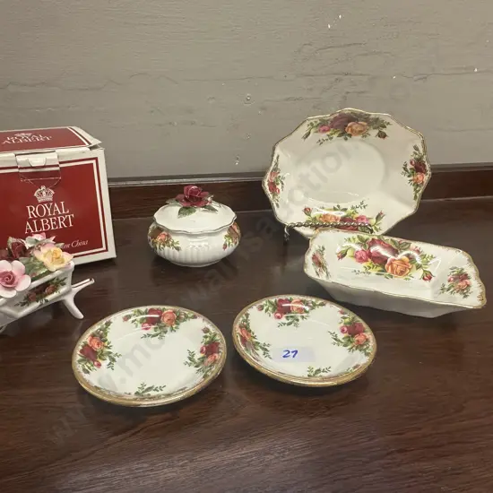 Royal Albert Old Country Roses Assortment of items Wheelbarrow, Soap Dish, Trinket Dishes 2 Pin Dishes - Made In England