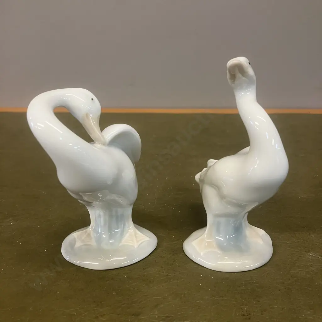Vintage Lladro Little Duck Figurines #4552 & #4553 (Retired 2002) H11.5 & H10cm Image 1++