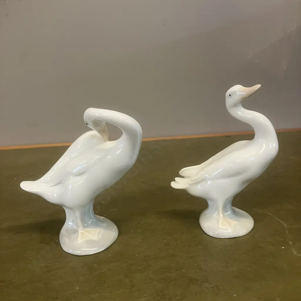 Vintage Lladro Little Duck Figurines #4552 & #4553 (Retired 2002) H11.5 & H10cm Image 1++