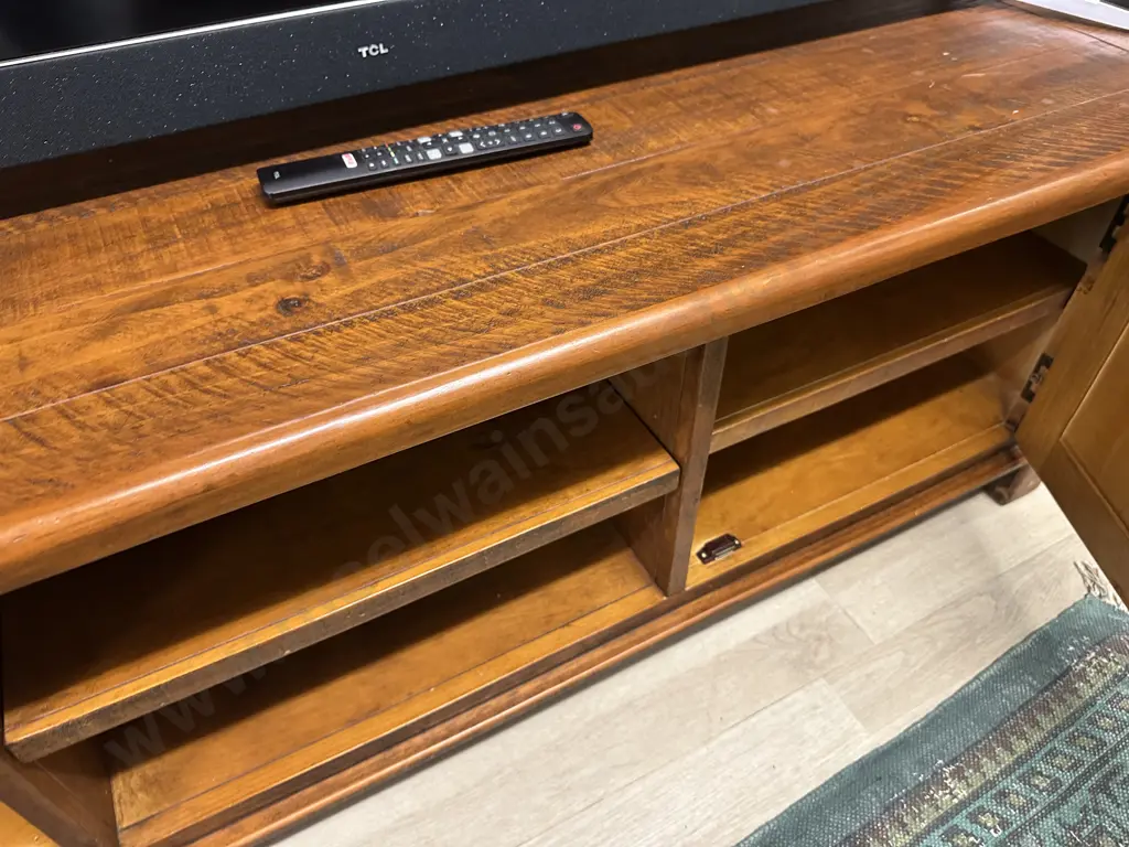 Two Door Rustic Pine TV Unit With Curved Solid Metal Handles, 3 Shelves. H52 W164 D45cm Image 1++