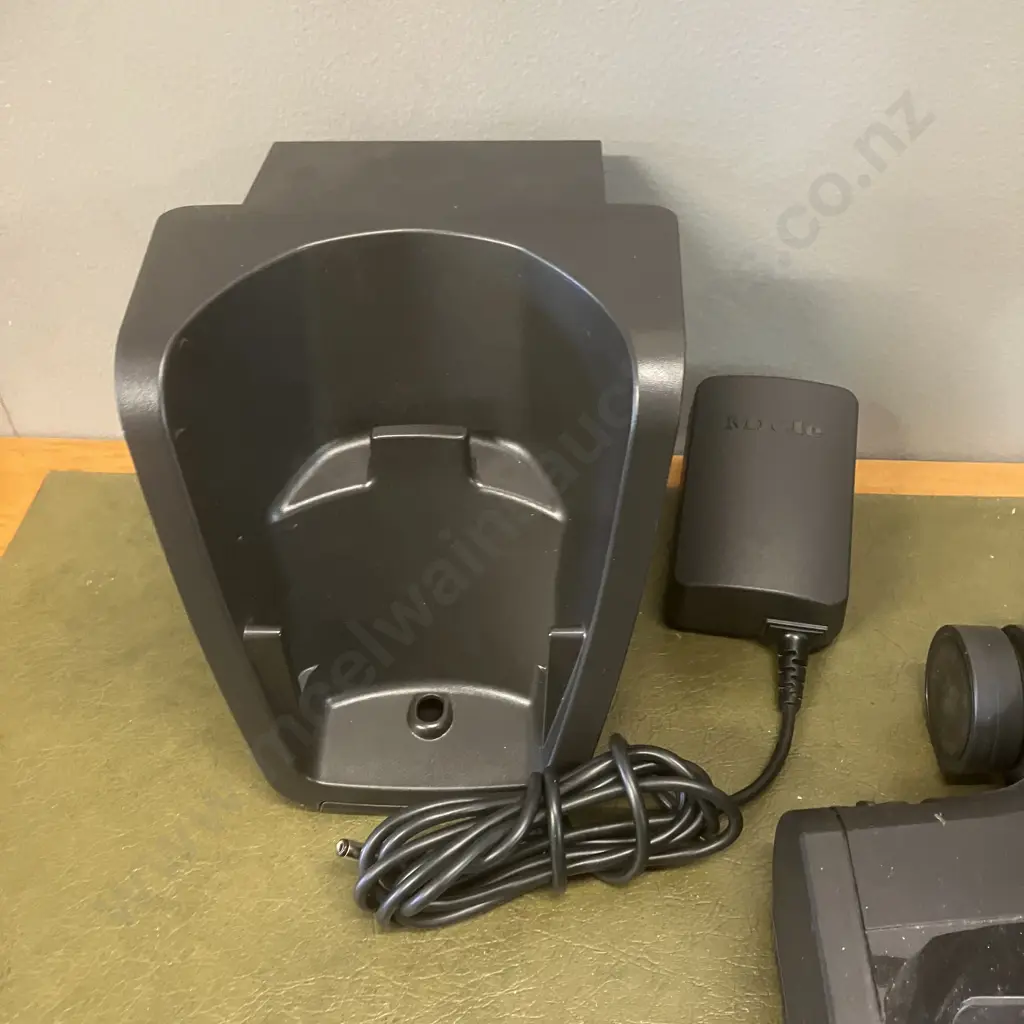 Miele Triflex HX1 Bagless Stick Vacuum - Graphite Grey Image 1++